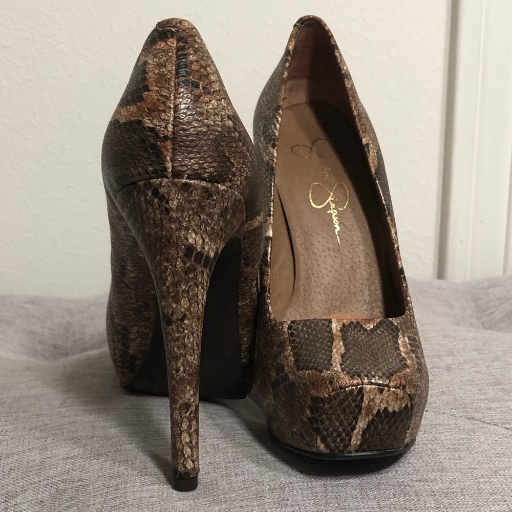 3/$25 Jessica Simpson Snake Pattern Platform Heels